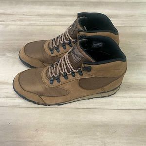 Men’s Danner Jag Dry Waterproof Hiking Shoes